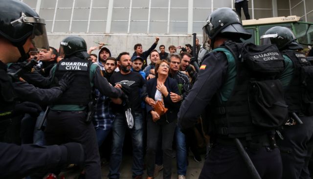 Χτυπούσαν παιδιά και ηλικιωμένους, έσερναν γυναίκες από τα μαλλιά