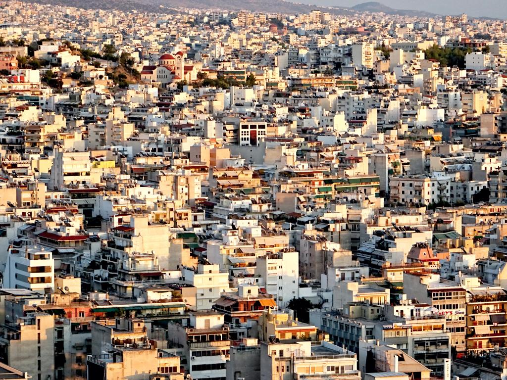 Πτώση στις τιμές των ακινήτων το γ’ τρίμηνο