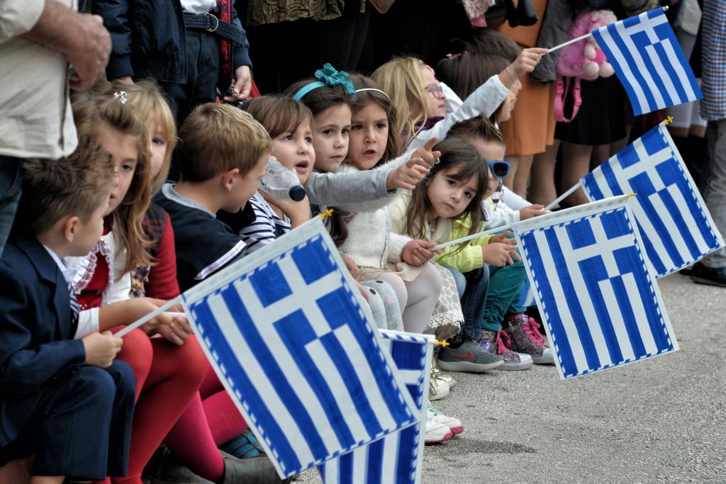 Λέσβος: Δεν θα καλέσουν πολιτικούς στην επέτειο για την απελευθέρωση