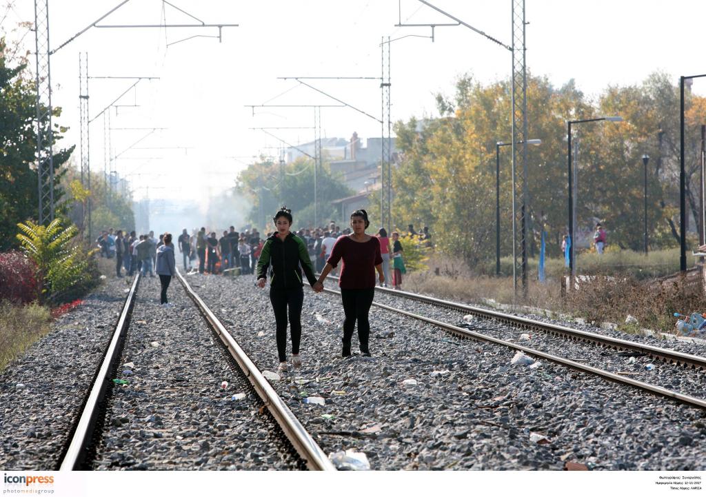 Έληξε η κατάληψη στις γραμμές του ΟΣΕ στη Λάρισα