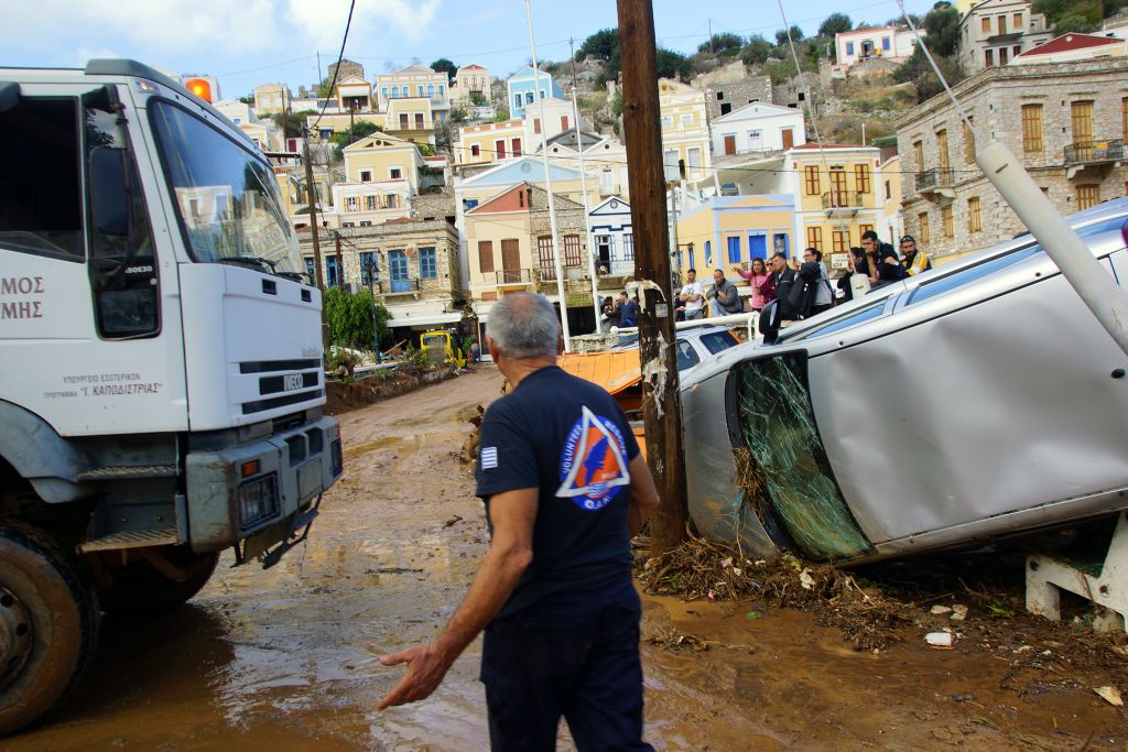 Εκτάκτως 2.000 κυβικά νερού στη Σύμη για άμεσες ανάγκες