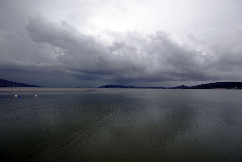 Προβλήματα σε όλη τη χώρα από την κακοκαιρία