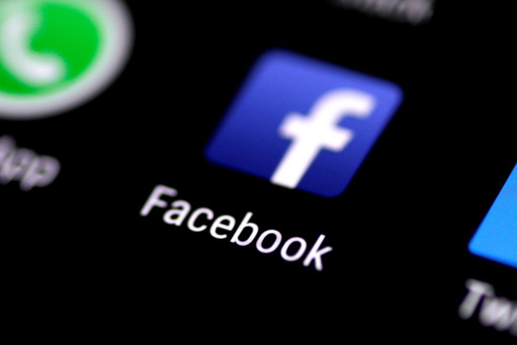 Το Facebook «κόβει» αναρτήσεις που σχετίζονται με τρομοκρατία