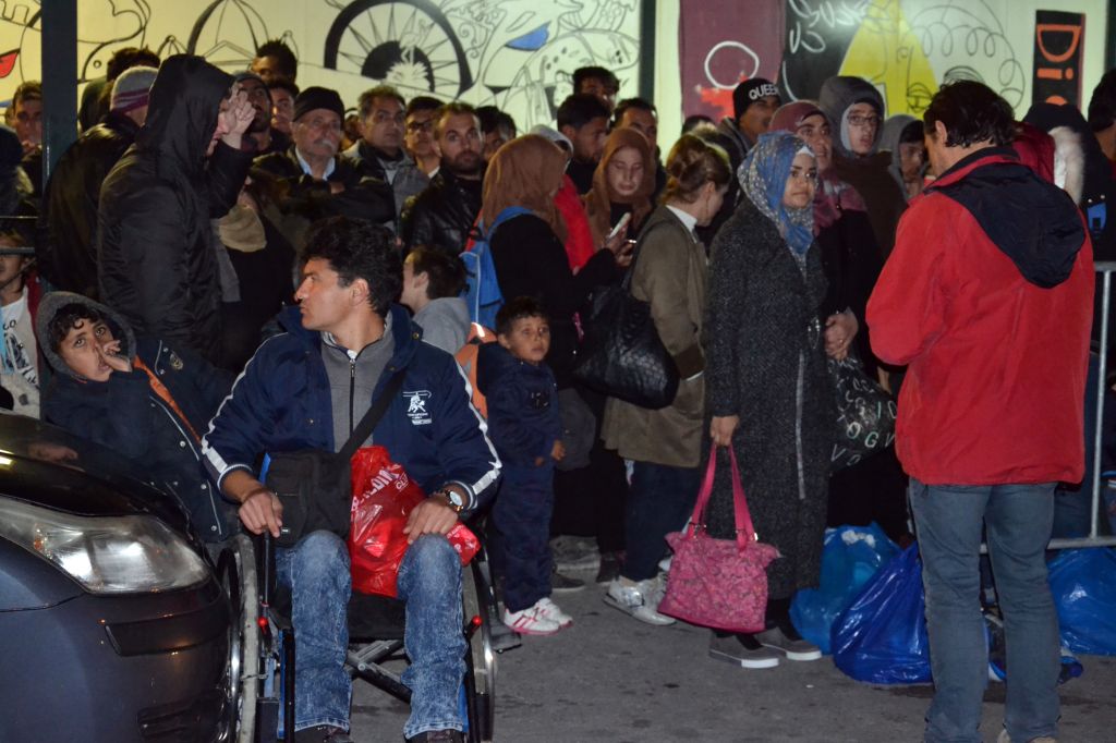 Μυτιλήνη: 250 πρόσφυγες αναχώρησαν για τον Πειραιά