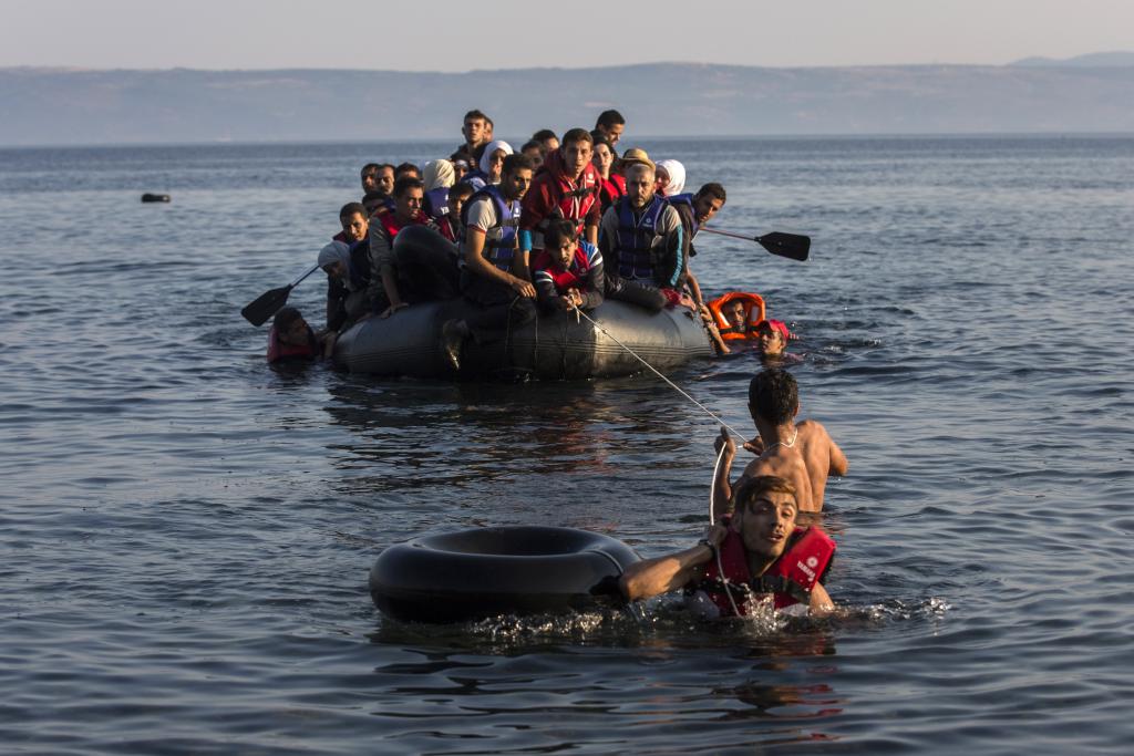 Διασώθηκαν 54 πρόσφυγες και μετανάστες ανοιχτά της Χίου