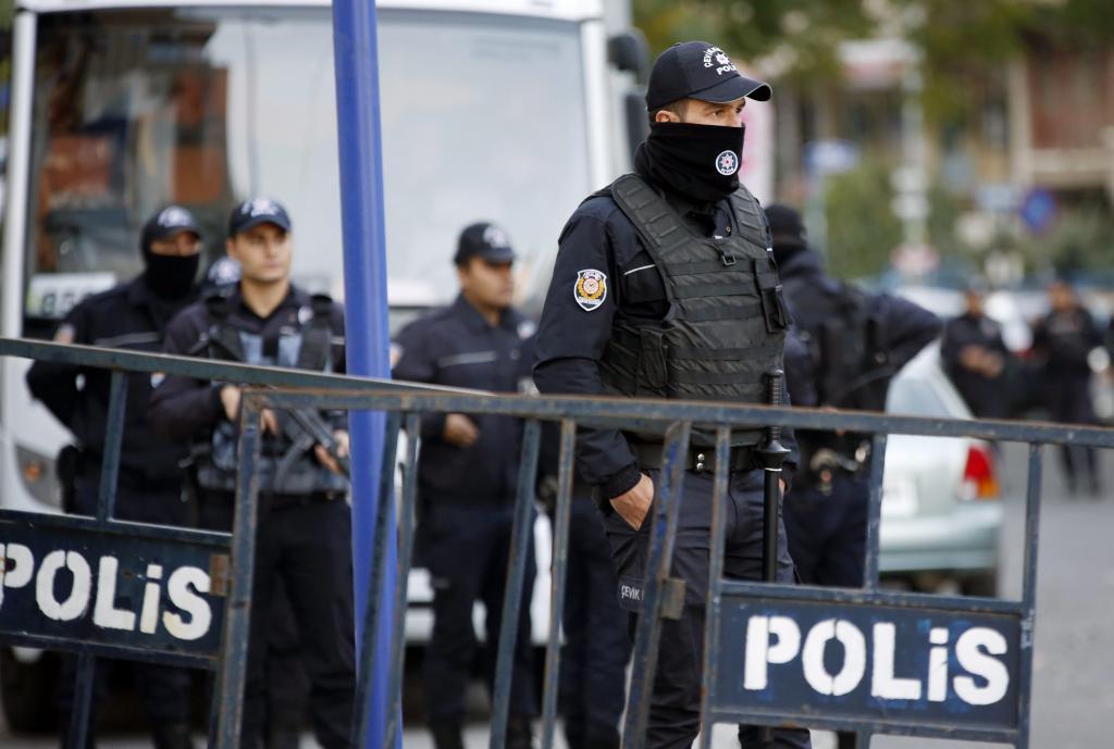 Τουρκία: Αποπέμφθηκαν 2.700 άτομα λόγω δεσμών με «τρομοκρατικές οργανώσεις»