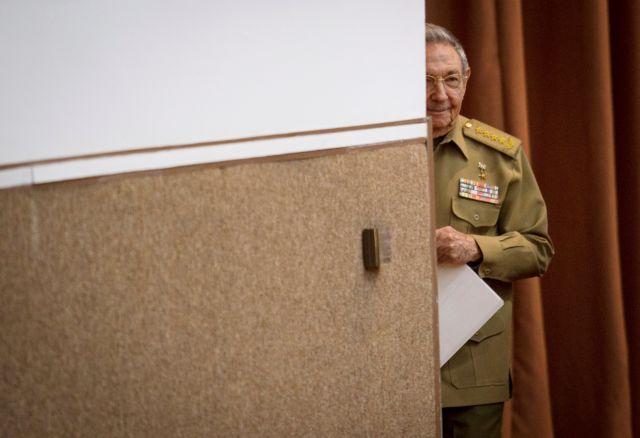 Εγκαταλείπει και ο Ραούλ Κάστρο την προεδρία