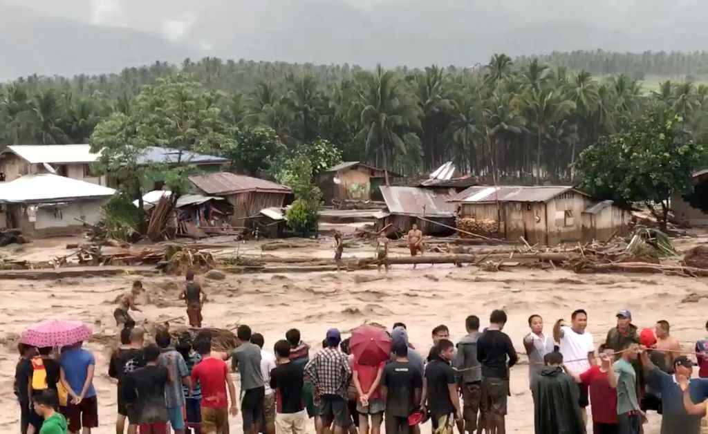 Φιλιππίνες: Ξεπερνούν τους 240 οι νεκροί της καταιγίδας Τεμπίν