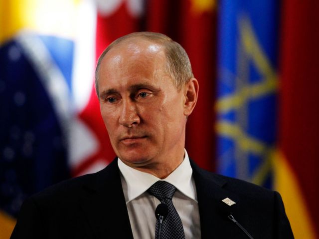 Ο Πούτιν δίνει κίνητρα για επαναπατρισμό κεφαλαίων