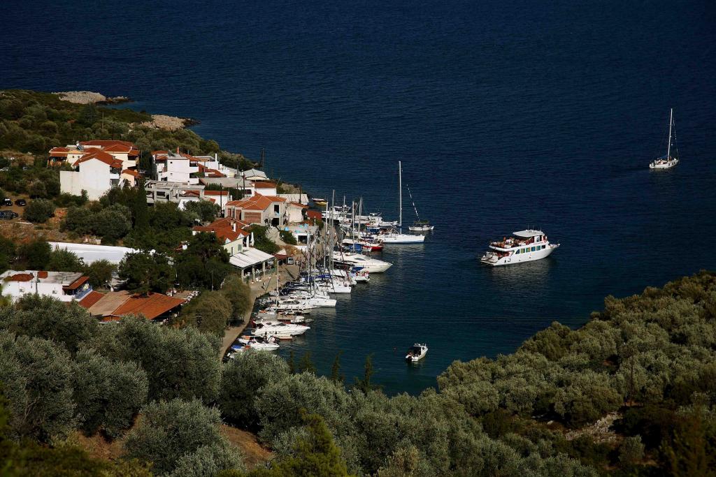 Τέλος στην ακτοπλοϊκή γραμμή Θεσσαλονίκης-Σποράδων