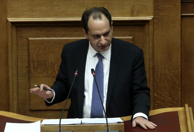 Σπίρτζης: Δεν καταργείται το εισιτήριο των 60 λεπτών