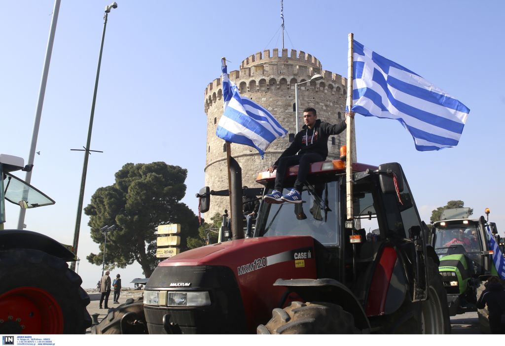 Αγρότες συγκεντρώθηκαν με τρακτέρ στη Θεσσαλονίκη