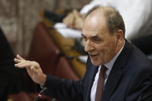 Σταθάκης: Δεν θα αυξηθεί η τιμή του ηλεκτρικού ρεύματος