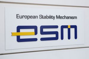 ESM: Συνεδριάζει για την έγκριση των 15 δισ. ευρώ προς την Ελλάδα