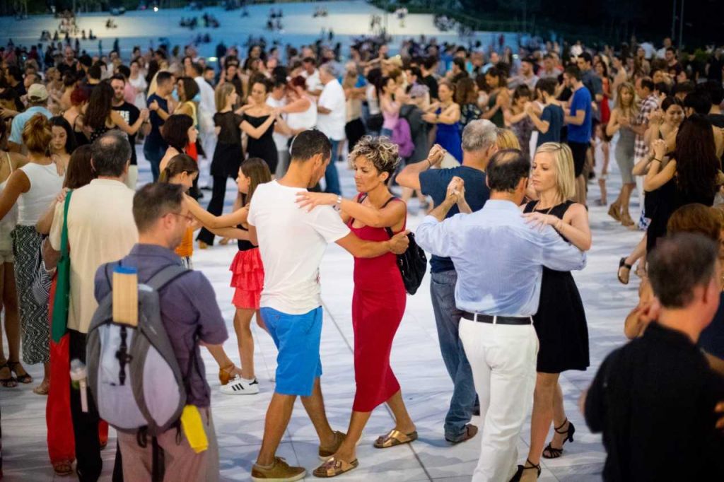 Τάγκο, σουίνγκ και σάλσα στο τριήμερο Social Ballroom Festival