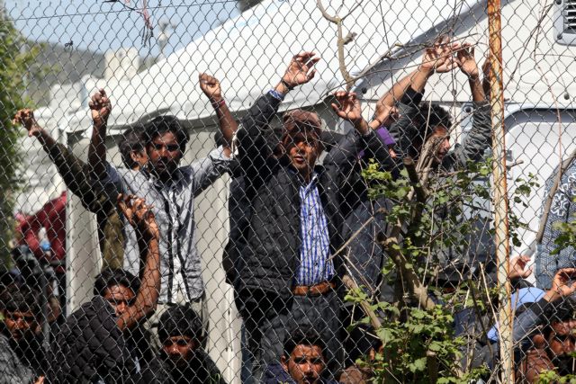 ΟΗΕ: Αφήστε τους πρόσφυγες να φύγουν από τη Μυτιλήνη