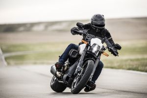 Harley-Davidson: Νέο μοντέλο με dragster εμφάνιση και προηγμένη τεχνολογία