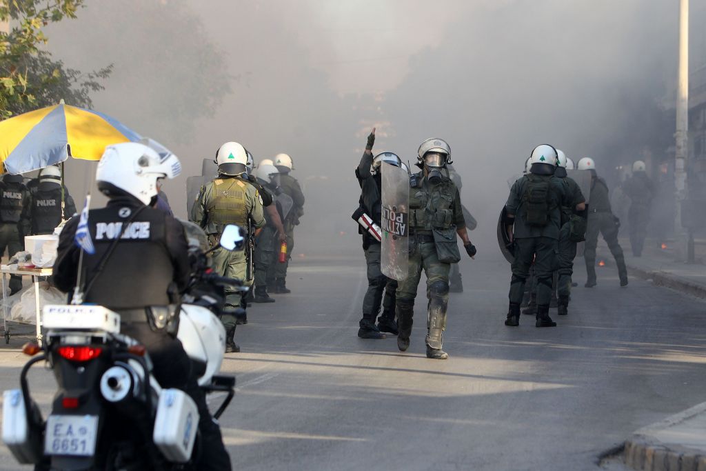 Τούμπα: Αστυνομικός τραυματίστηκε ελαφρά κατά τη διάρκεια επεισοδίων