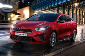 Kia ProCeed : Aνετο σαλόνι, οικονομικά μοτέρ, κουπέ σχεδιασμός