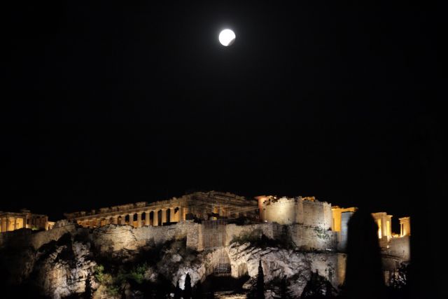 Τί φέρνει η Πανσέληνος στον Ταύρο