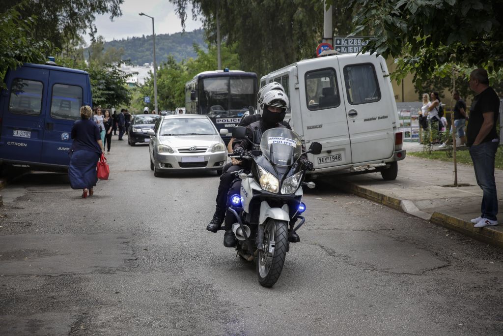 Καθηγητής ζητούσε ανταλλάγματα για να περάσει σπουδαστές στο μάθημά του