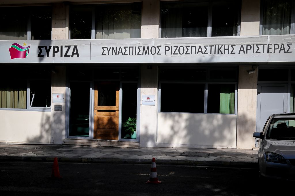 Επίθεση κατά Σαμαρά: Δεν εγκαταλείπει την καριέρα τού «μακεδονομάχου»