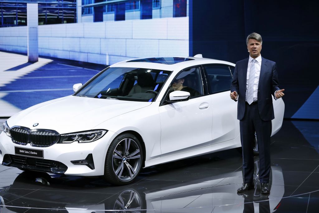 Σαλόνι Αυτοκινήτου Παρίσι: Πρεμιέρα για τη νέα BMW 3