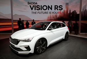 Σαλόνι Αυτοκινήτου Παρίσι: Το SKODA VISION RS με υβριδικές τάσεις