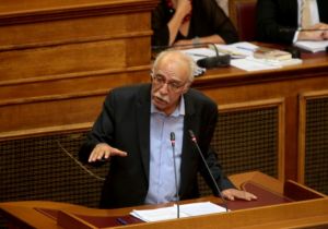 Βίτσας: Να επιταχυνθούν οι διαδικασίες ασύλου αντί να δημιουργηθούν νέα ΚΥΤ