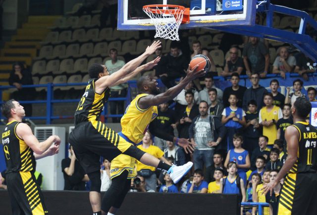 Basket League :  Σούπερ Περιστέρι νίκησε την ΑΕΚ