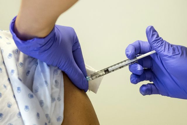 Ποια είναι τα εμβόλια που συστήνονται στους ενήλικους