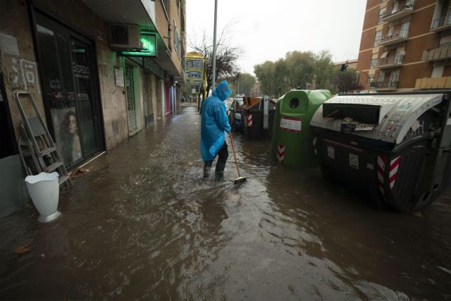 Ιταλία : Στους 18 οι νεκροί από τη σφοδρή κακοκαιρία