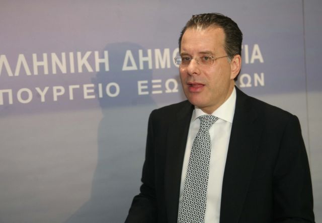 Κουμουτσάκος: Απαράδεκτοι και προκλητικοί οι νέοι χάρτες της Τουρκίας