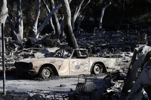 Πυρκαγιά στην Καλιφόρνια : 42 οι επιβεβαιωμένοι νεκροί – 228 οι αγνοούμενοι