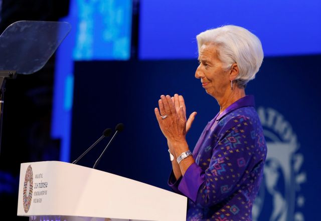 Επιμένει το ΔΝΤ: Μειώστε τις συντάξεις