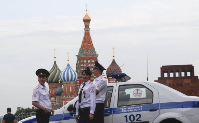 Ρωσία: Στα χέρια της αστυνομίας Αμερικανός ύποπτος για κατασκοπεία