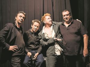 Πίσω από την επιστροφή των Sex Pistols το 2008