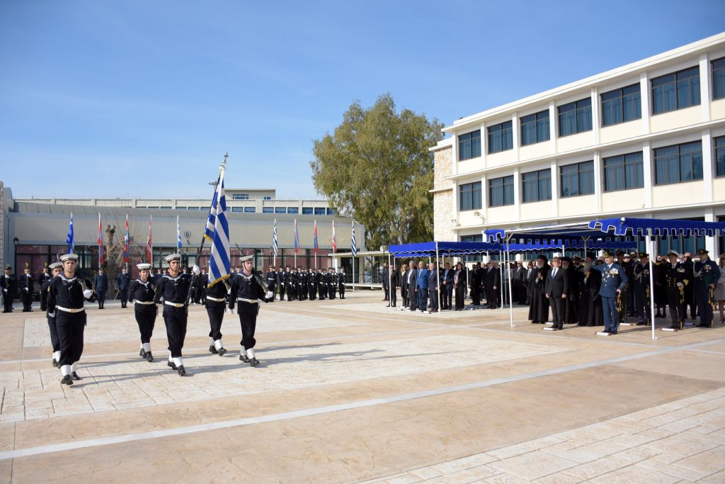 Αποστρατεύουν ικανότατους αξιωματικούς καταγγέλλει η ΝΔ