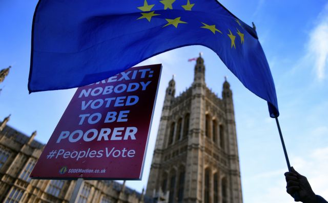 Brexit: Πιέζουν οι Εργατικοί – Ζητούν δεύτερο δημοψήφισμα