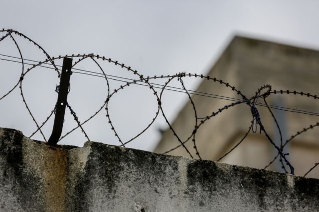 Χανιά: Προφυλάκιση 57χρονου φροντιστή για ασέλγεια σε μαθήτριες