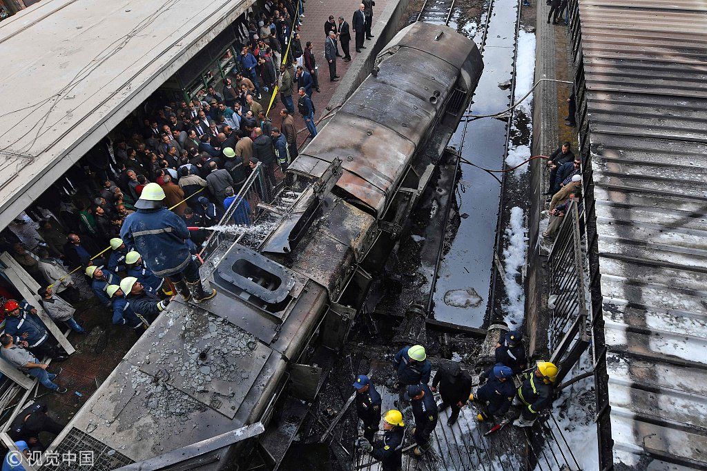 Τρομακτικό βίντεο : Τρένο σκορπίζει τον θάνατο σε ανυποψίαστους επιβάτες