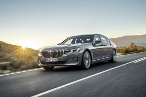 BMW 7: Στην ελληνική αγορά η κορυφαία λιμουζίνα