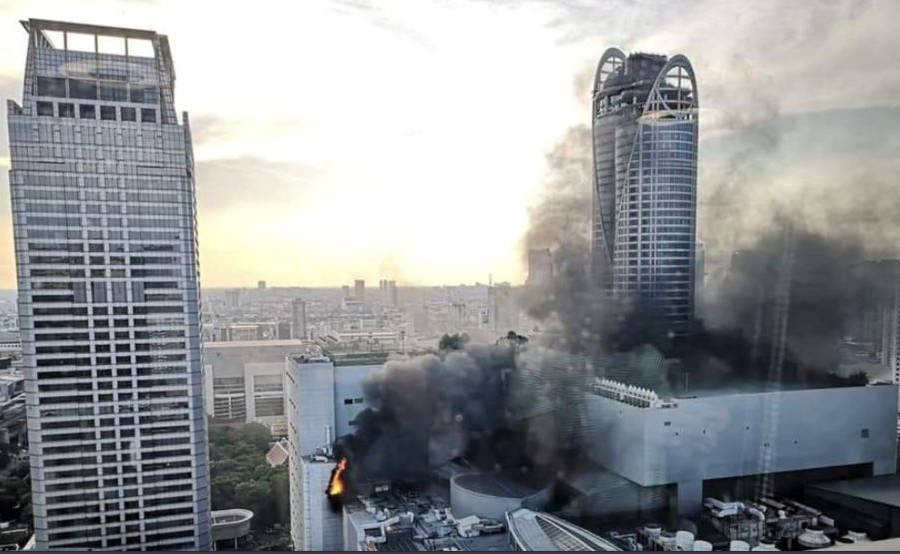 Μπανγκόκ : Νεκροί σε φλεγόμενο ουρανοξύστη 57 ορόφων