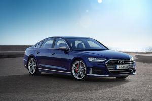 Audi S8: Η λιμουζίνα των 571 …προεδρικών ίππων