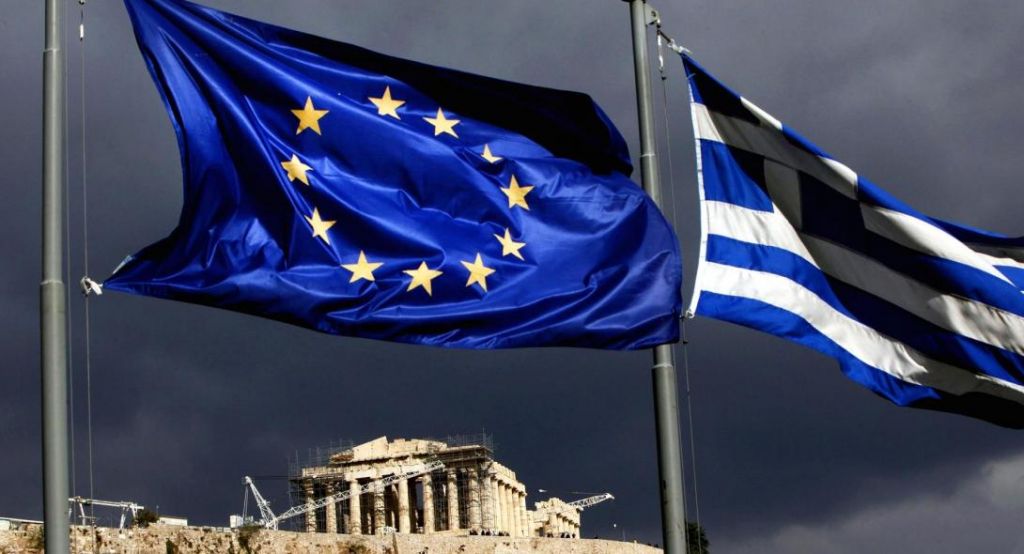 Κόντρα ΝΔ-ΣΥΡΙΖΑ περί επιστροφής «μαξιλαριού» και πιστοληπτικής γραμμής στήριξης