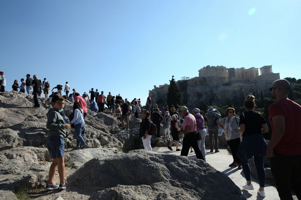 Νέο αναβατόριο ΑΜΕΑ για την Ακρόπολη παρήγγειλε το ΥΠ.ΠΟ.