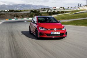 Νέο Volkswagen Golf GTI TCR: Στην ελληνική αγορά με 290 ίππους