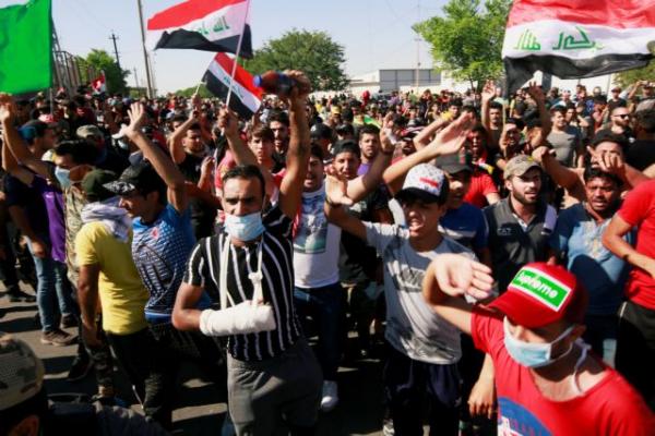 Ιράκ : Δεκάδες νεκροί από αστυνομικά πυρά στις μαζικές διαδηλώσεις