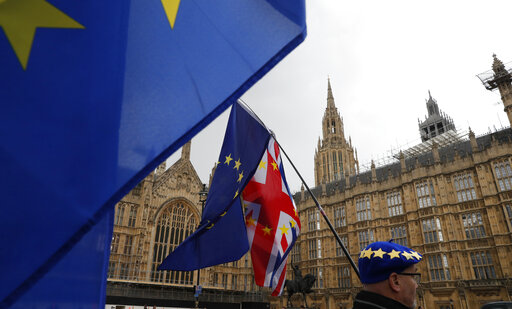 Μ. Βρετανία : Πέντε υπουργοί απειλούν με παραίτηση εάν δεν υπάρξει συμφωνία