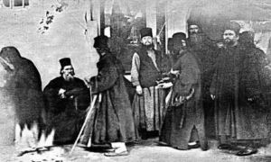 Άγιος Όρος : Η φωτογραφία-μυστήριο από το 1903